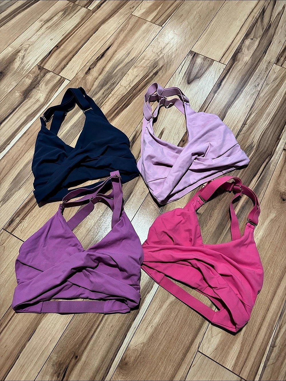 Buff bunny collection Twist sports Bra 4-Piece Lot small